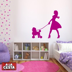 Barbie y su mascota